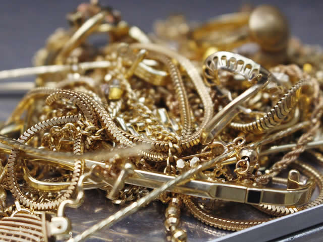 滋賀県大津市【京都屋】ブランドバッグ・時計・ジュエリーの高価買取ショップならおまかせくださいませ。